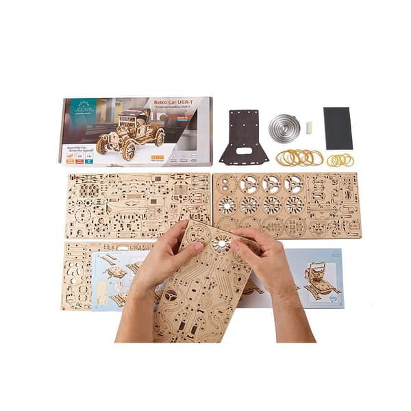 Ugears Retrocar Ugr-t Puinen Mekaaninen Malli Kultainen