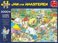 Miniatyrbillede 3 af 8: Jan van Haasteren Camping i skoven puslespil - 2000 brikker