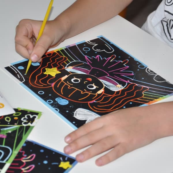 KONSTNÄRLIG SCRATCH ART "FAIRIES" SCRATCH-MÅLNING FÖR DE yngsta