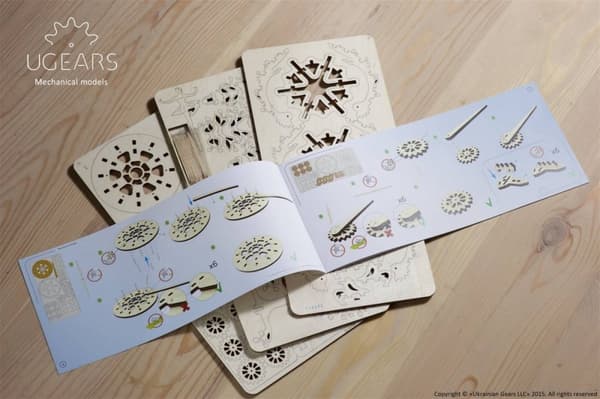3D Træpuslespil Spilledåse - Blomst uGEARS