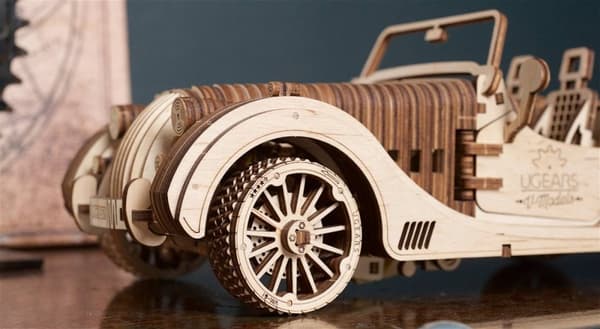 3D Træpuslespil Roadster VM-01 uGEARS