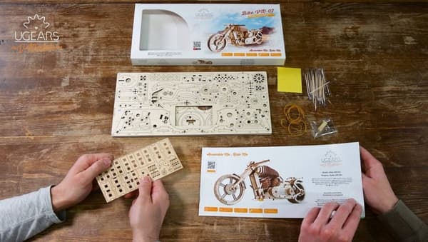 3D Træpuslespil Motorcykel VM-02 uGEARS