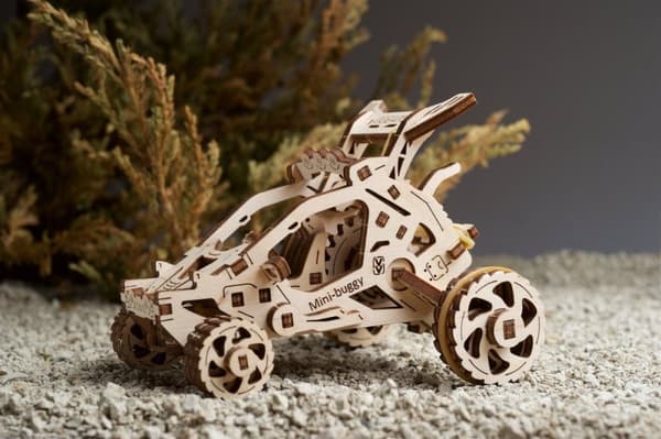 3D Træpuslespil Ørken Mini Buggy uGEARS