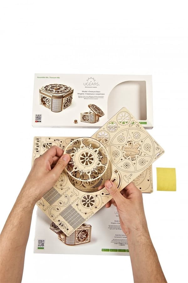 3D-puinen palapeliaarrearkku uGEARS
