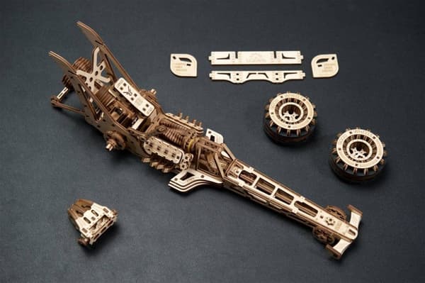 3D Træpuslespil Top Fuel Dragster uGEARS