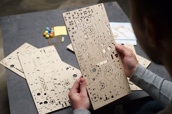 3D-puinen palapeli, marmorirunko, spiraalinostin uGEARS