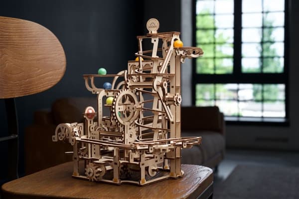 3D-puinen palapeli, marmorirunko, spiraalinostin uGEARS