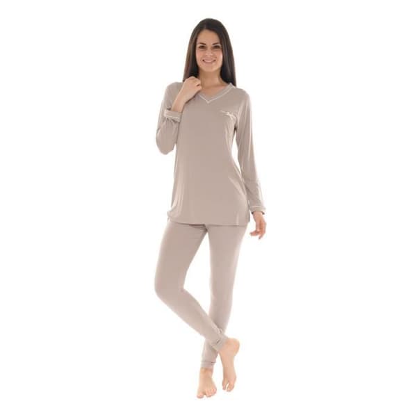 Pyjamas Lång Kvinna - Christian Cane - Modell Catalina - Ljus Brun - V-ringning - Elastisk Midja