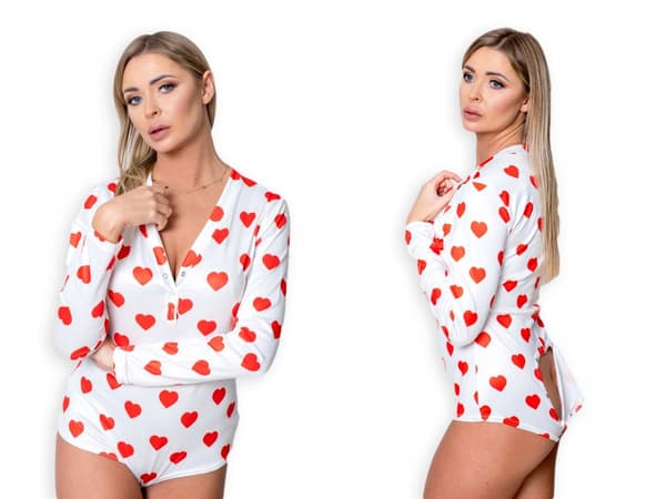 DAMPYJAMAS ALLA HJÄRTANS DAG-PRESENT TILL EN FLICKA MED UPPHÄNGBARA HJÄRTAN XL