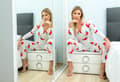 Miniatyrbillede 4 af 8: KVINDEPYJAMAS VALENTINSDAG GAVE TIL EN PIGE LYNLÅSOPENDER PEPPERS XL
