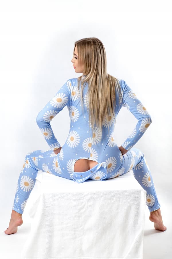KVINDEPYJAMAS VALENTINSDAG GAVE TIL EN PIGE MED LYNLÅS UDEN DAISY XL