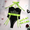 Miniatyrbillede 8 af 11: Sexet dameundertøjssæt med bælter, choker-bh, trusser, fluorescerende, smukt