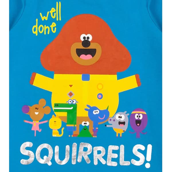 Hey Duggee Pyjamasæt med kort pyjamas med karakterfigurer fra Well Done Squirrels til drenge