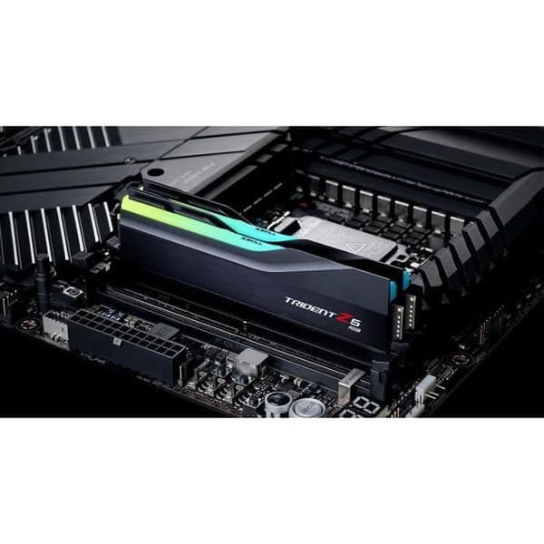 Trident G.SKILL RAM-minne med RGB, DDR5, 32 GB, 6400 MHz, CL32 (F5-6400J3239G16GX2-TZ5RK)