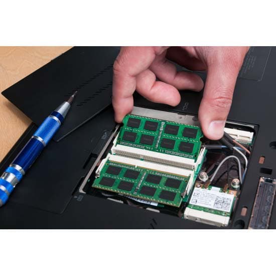 Kingston Ram-hukommelse Kvr32s22s6/8 1x8gb Ddr4 3200mhz Grøn