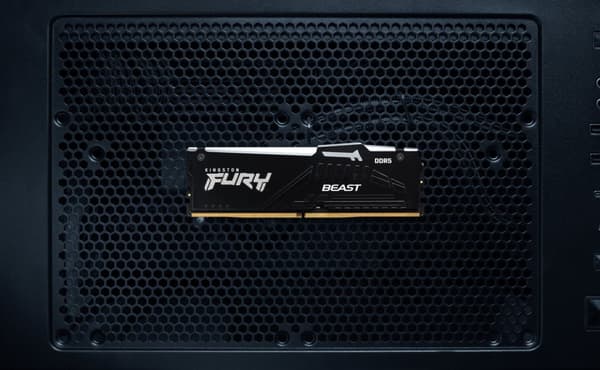 Kingston Technology FURY Beast 32GB 6000MT/s DDR5 CL30 DIMM (2 kpl) RGB XMP