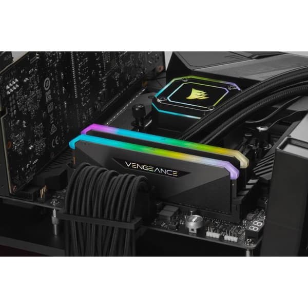 CORSAIR Vengeance RGB RT 3600MHz 64GB (2x32GB) DIMM DDR4 för AMD Ryzen (CMN64GX4M2Z3600C18)