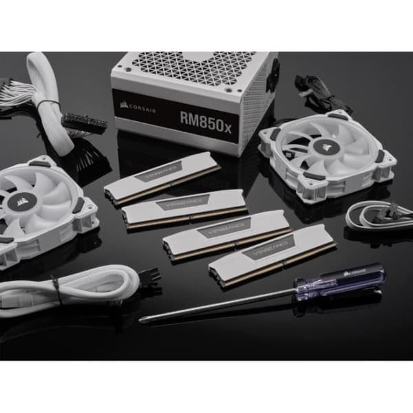 RAM-minne - CORSAIR - Vengeance DDR5 - 32GB 2x16GB DIMM - 5200 MHz - 1,25V - Vit (CMK32GX5M2B5200C40W)