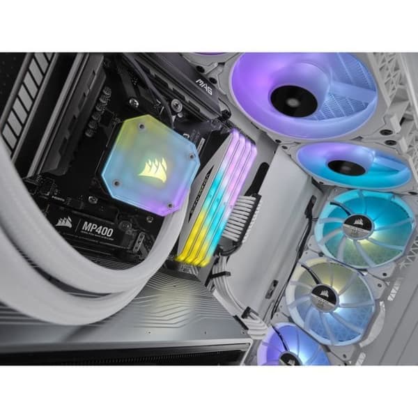 CORSAIR Vengeance RGB RT 3200MHz 32GB (2x16GB) Dimm DDR4 Black PCB för AMD Ryzen (CMN32GX4M2Z3200C16W)