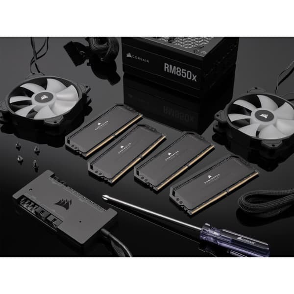 Corsair Dominator CMT64GX5M2B5600C40 muistimoduuli 64 Gt 2 x 32 Gt DDR5 5600 MHz