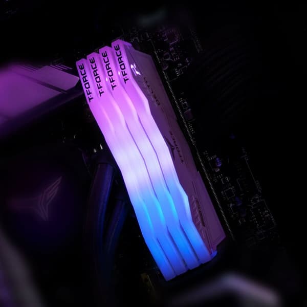RAM-minne Team Group FF4D564G6000HC38GDC01