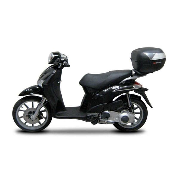 Shad Top Master Takakiinnitys Piaggio Liberty 50/125 Musta