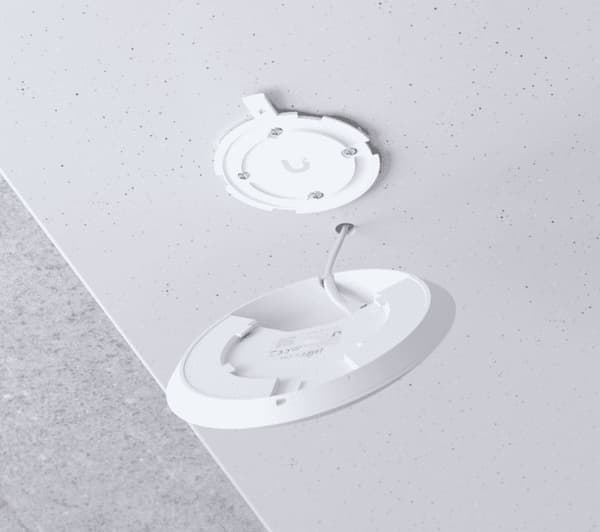 Tukiasema Wi-Fi 6 Ubiquti UniFi U6+ 2,4GHz (2x2)/5GHz (2x2) PoE 1x1G
