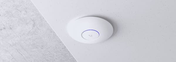 Tukiasema Wi-Fi 6 Ubiquti UniFi U6+ 2,4GHz (2x2)/5GHz (2x2) PoE 1x1G