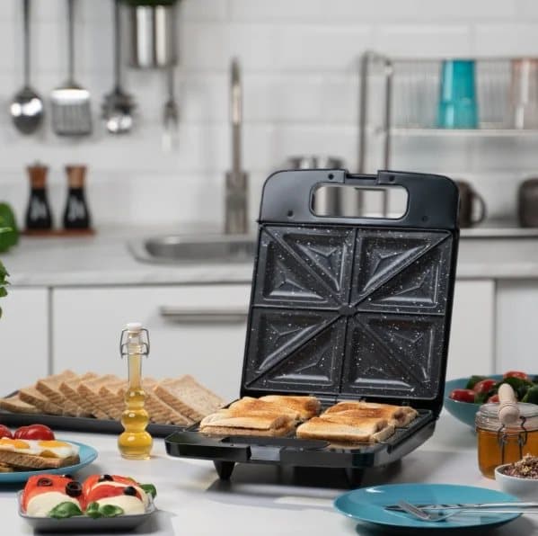 ZELMER ZSM7400 INOX/Svart brödrost
