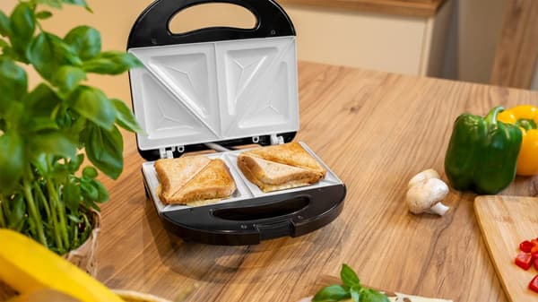 Smörgåsmaskin med keramiska insatser