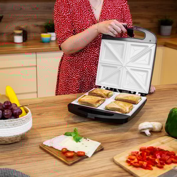 Sandwichmaskine med keramiske indsatser til 4 sandwich