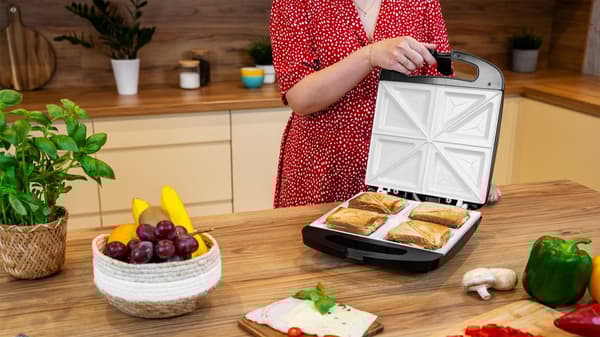 Sandwichmaskine med keramiske indsatser til 4 sandwich