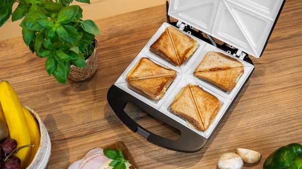 Sandwichmaskine med keramiske indsatser til 4 sandwich