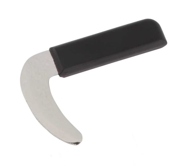 Kniv med ergonomisk buet håndtag