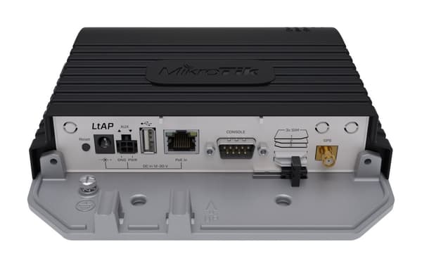 WiFi 4 LTE router Mikrotik LtAP LTE6 kit (LtAP-2HnD&FG621-EA) LTE: Cat 6