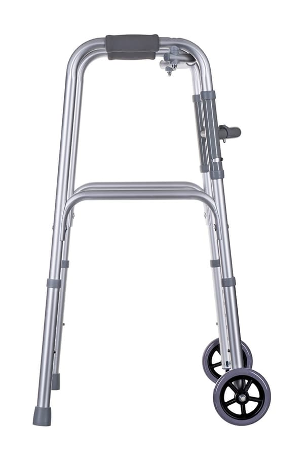 Trifunktionell rullator för rehabilitering i aluminium