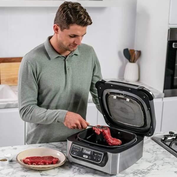 Grill NINJA - Foodi AG301EU - 5 tilberedningsprogrammer - Op til 265°C - 1750W