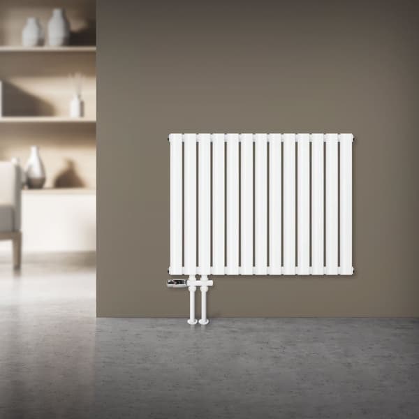 ML-Design Panelradiator 600x780 mm Vit Dubbellagig; Badradiator Horisontell; Ovala Rör; med Golvanlutningsset Genomströmningsform Multiblock med