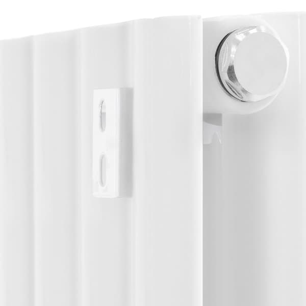ML-Design Panelradiator 600 x 780 mm Hvid Dobbeltlag; Vandret Radiator; Ovale Rør; med Vægtilslutningssæt Hjørneform Multiblock Termostat;
