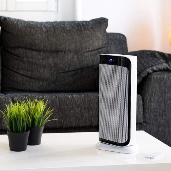 Cecotec Ceramic heater with 2000 W, LED display, remote control, 3 modes, LED light indicator, 8-hour timer, oscillation and triple safety system.