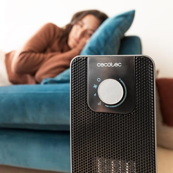 Cecotec Standing PTC heater with 2000 W, oscillation mode, adjustable thermostat and 3 modes of operation.