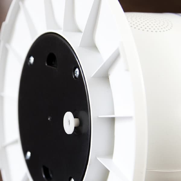 Cecotec Ceramic heater with 2200 W, oscillation function, 3 operating modes and adjustable thermostat.