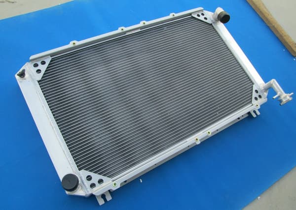 Aluminiumkylare, Effektiv Kylning, Kompatibel med Nissan Patrol GQ Y60