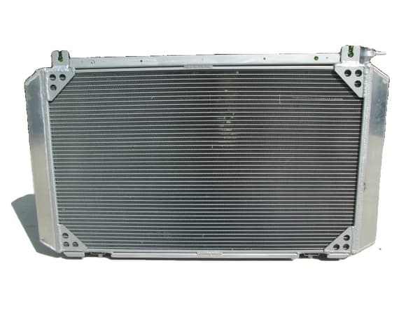 Legeringsaluminium radiator til Nissan Patrol GQ Y60, 4-rækker kerne, komplet installationskit