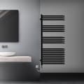 Miniatyrbild 1 av 9: Elektrisk badrumsradiator med värmeelement 900W 500x1200 mm svart matt med termostat touch control LuxeBath