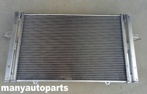 Aluminiumkylare, passar Volvo 850, C70, S70, V70-modeller, hållbar aluminiumkonstruktion