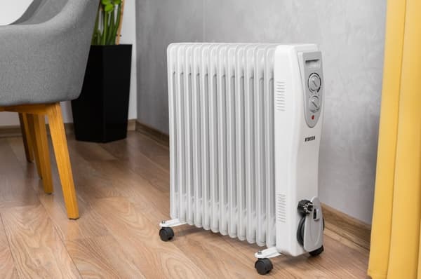 ÖLJYLÄMMITIN NOVEEN OH13 3000W