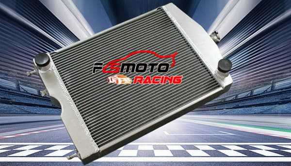 Aluminiumkylare för Ford-traktorer, kompatibel med 305 V8-motorn, effektiv kylning, kompakt design.