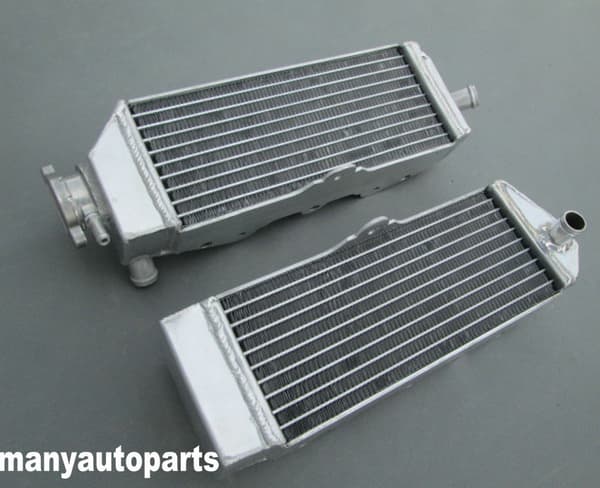 Aluminiumlegering Radiator, Forbedret Kølekapacitet, Holdbar TIG-svejset Design, Kompatibel med SUZUKI RM 125