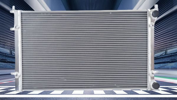 Aluminiumkylare med fläkt, kärnstorlek 25-1/2" × 16-1/2", hållbar konstruktion, enkel slanginstallation